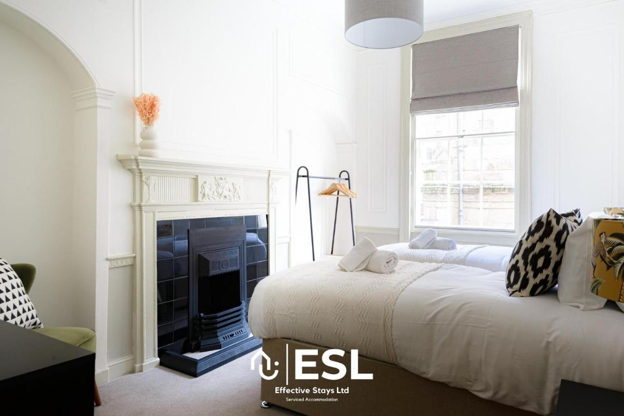 Most Central Luxury Grade 2 Listed Apartment Overlooking Shrewsbury Square - Free Parking Exterior photo