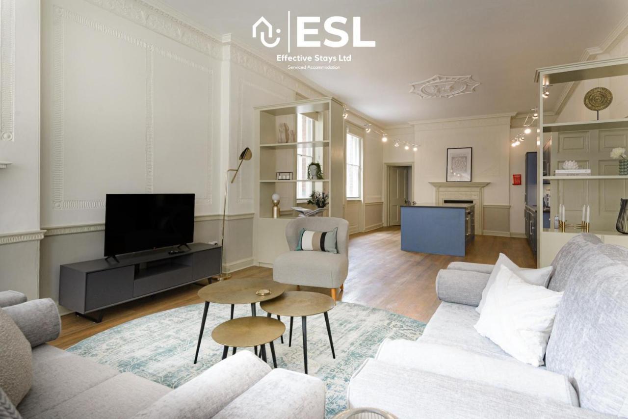 Most Central Luxury Grade 2 Listed Apartment Overlooking Shrewsbury Square - Free Parking Exterior photo