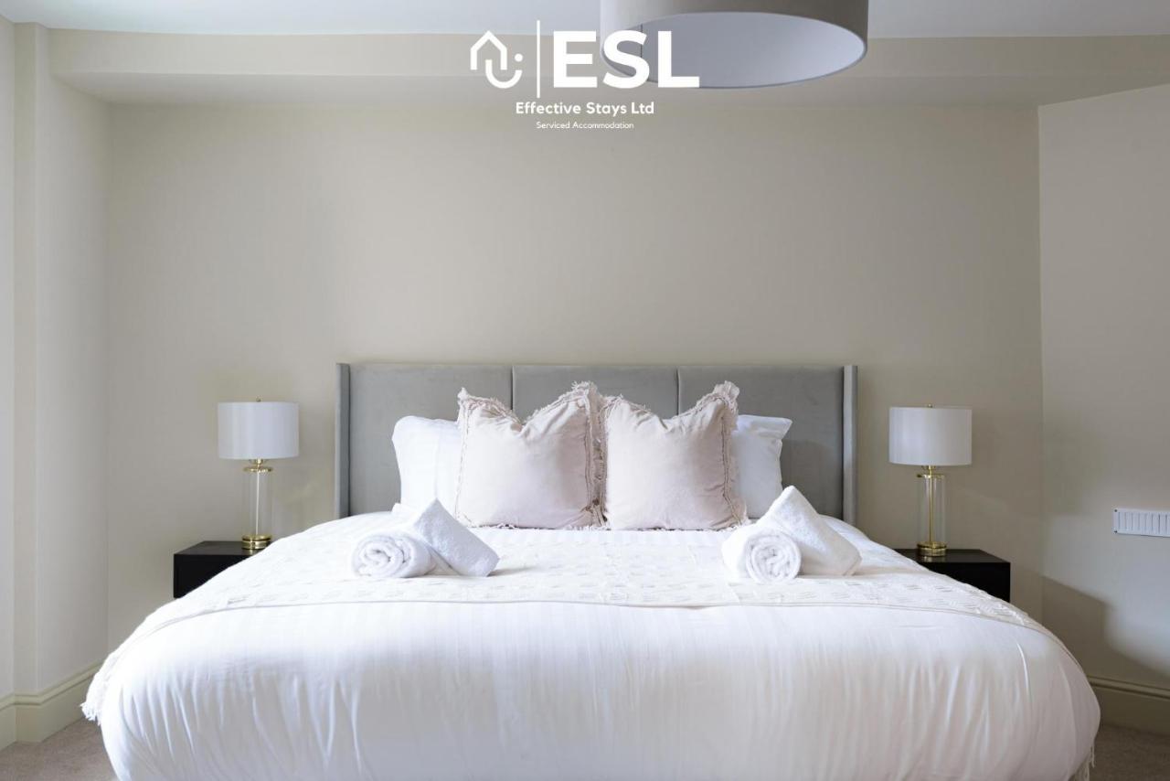 Most Central Luxury Grade 2 Listed Apartment Overlooking Shrewsbury Square - Free Parking Exterior photo
