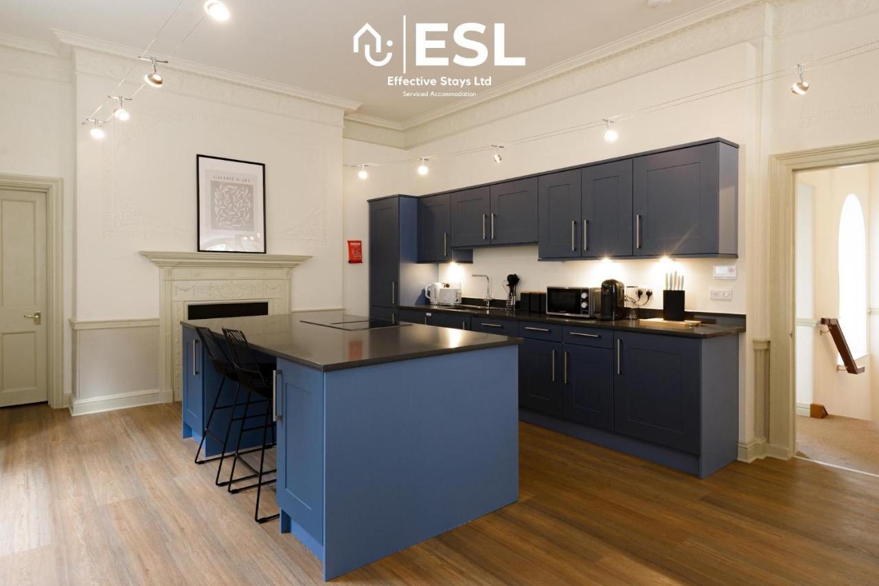 Most Central Luxury Grade 2 Listed Apartment Overlooking Shrewsbury Square - Free Parking Exterior photo