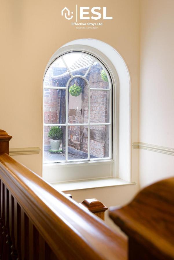 Most Central Luxury Grade 2 Listed Apartment Overlooking Shrewsbury Square - Free Parking Exterior photo