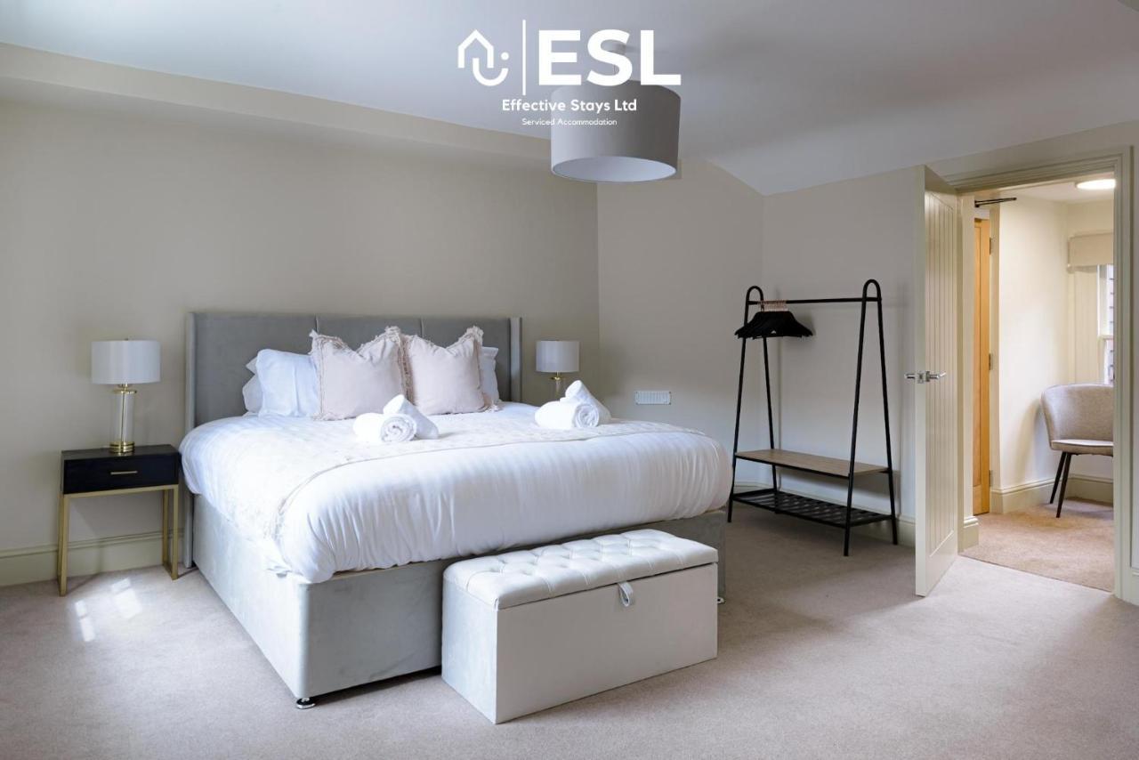 Most Central Luxury Grade 2 Listed Apartment Overlooking Shrewsbury Square - Free Parking Exterior photo